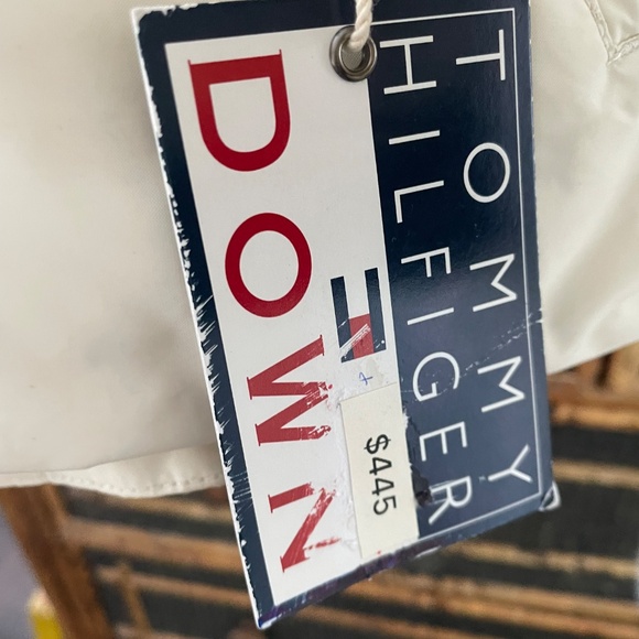 New Tommy Hilfiger down jacket originally $445 now $56 - Picture 2 of 8